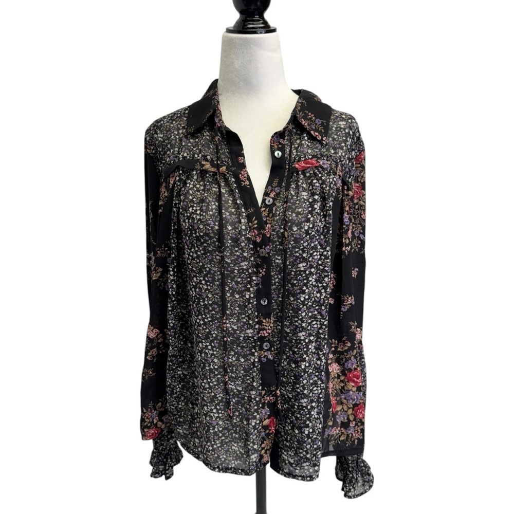 She + Sky Floral Black Button Up Blouse Size L